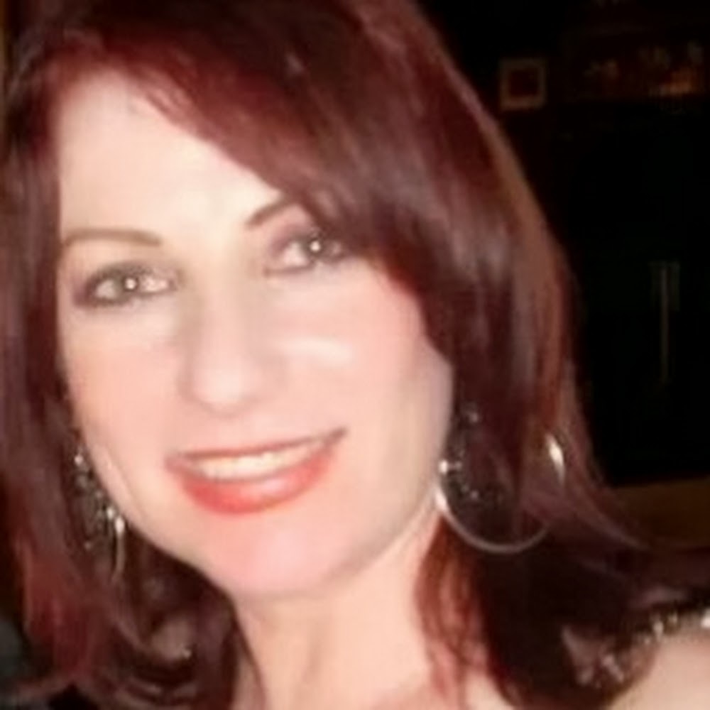 Meet your Posher, Alla
